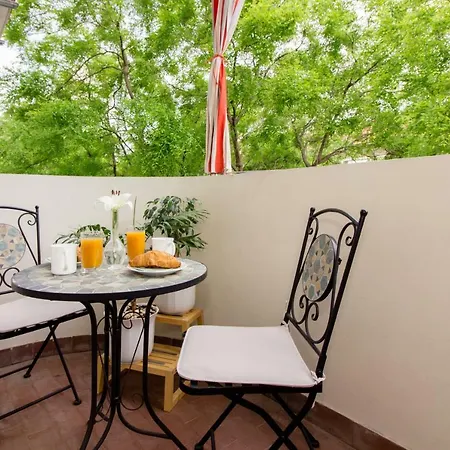 Appartamento New Cozy Studio In The City Center